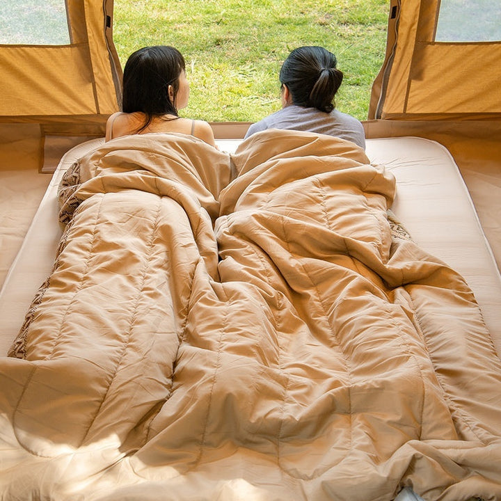 Four-Season Portable Dirt-Resistant Camping Sleeping Bag